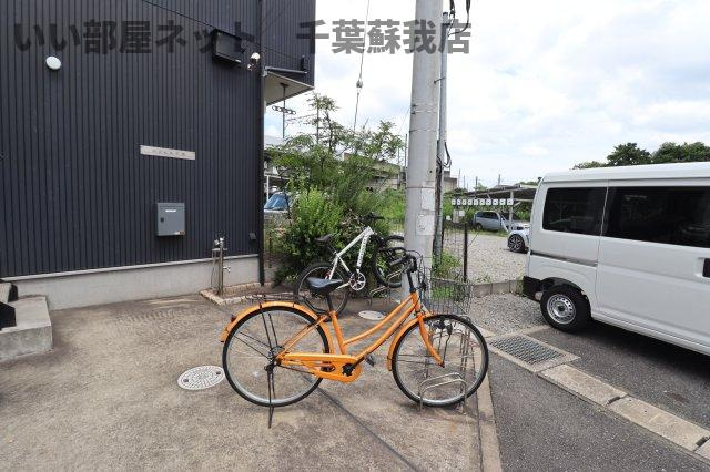 エクセル千葉のエントランス|駐輪場