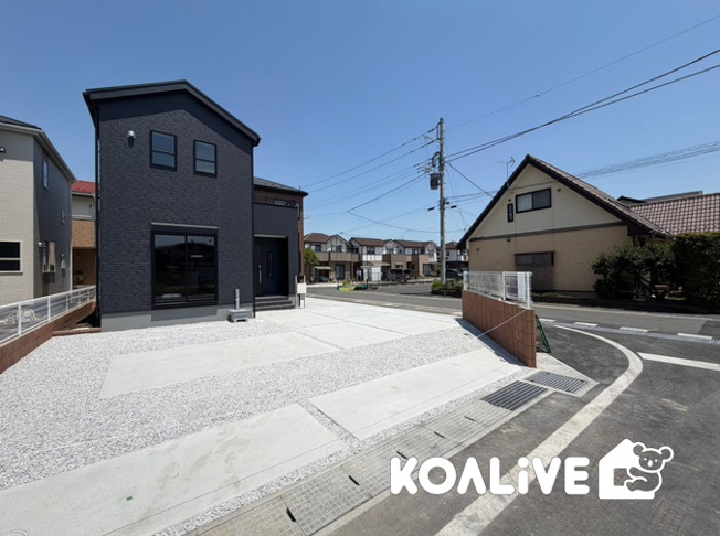 【外観】 | 高崎市新町　新築住宅 | 現地ご案内ツアー開催中！早朝やお仕事帰りのご見学にもすぐ対応致します！見学ご予約はコアライブまでお気軽にお問い合わせ下さい！