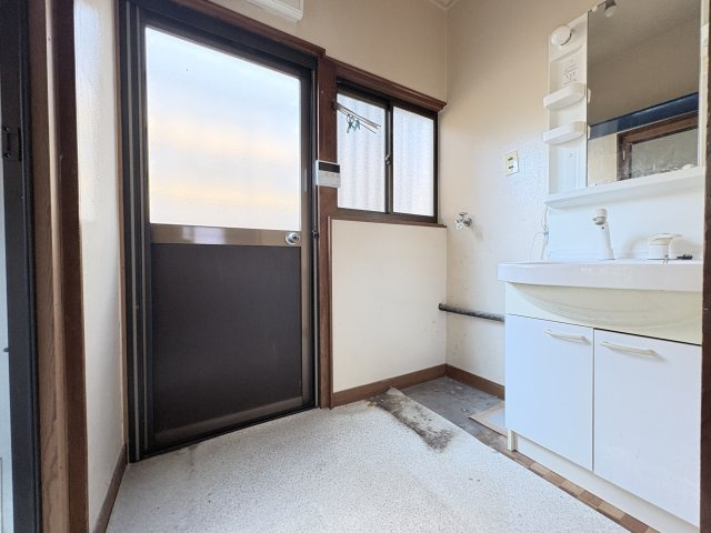 【脱衣所】 | 熊谷市三本　中古戸建
