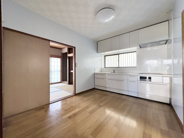 【居間・リビング】 | 熊谷市三本　中古戸建