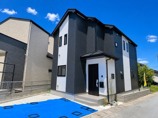 ハートフルタウン／東区桜木1丁目17番／A号棟の前面道路含む現地写真