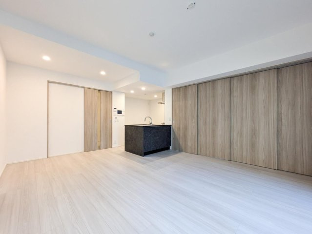 S-RESIDENCE大手門awesomeの居間・リビング