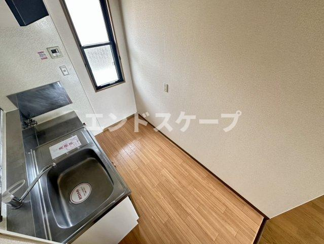 メゾンボヌールＡの居間・リビング|高崎、前橋のお部屋探しはエンドスケープまで！お客様の理想お聞かせ下さい♪