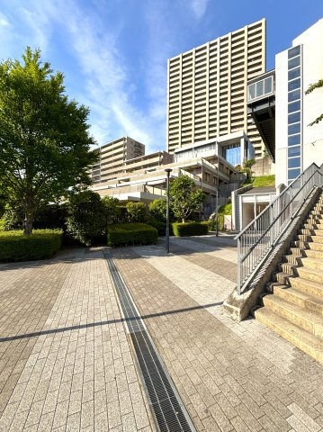 ローレルスクエア南大沢6番館の画像