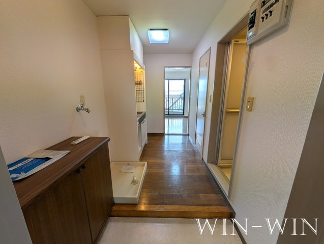 NDS東雲の玄関