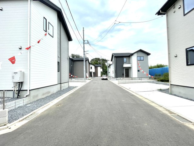 船橋市大穴南2丁目14期の前面道路含む現地写真