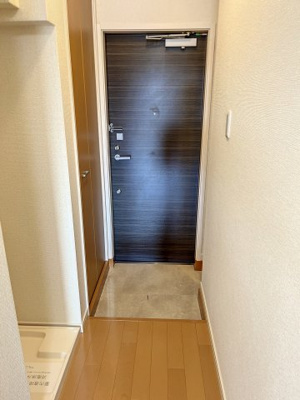 【玄関】 | フォレストヒルズ宮崎台 | ※同建物ほかのお部屋の写真です。