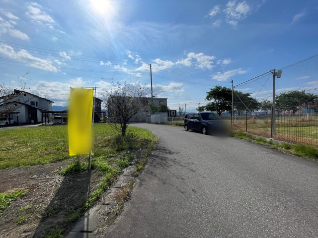 【建築条件付き売地】会津美里町字本郷道上の前面道路含む現地写真