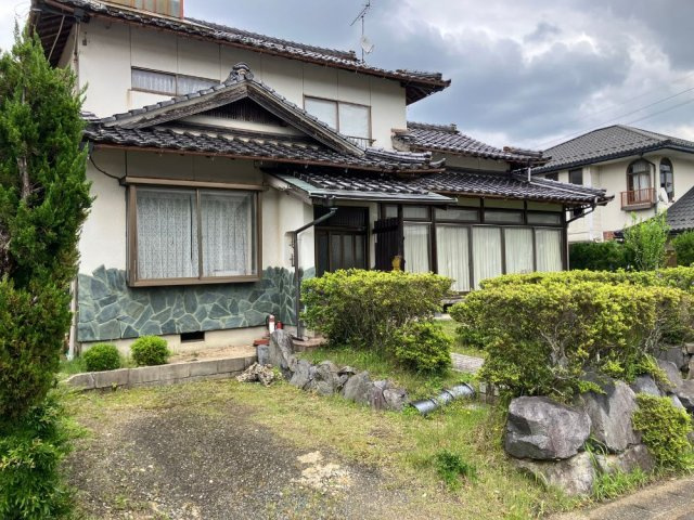 斐川町直江つつじが丘中古住宅