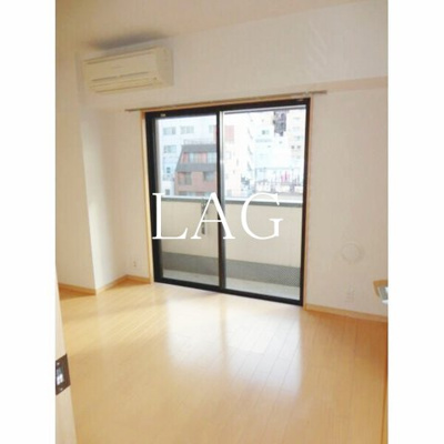 【洋室】 | ＹＣＹ | 洋室のお部屋です。