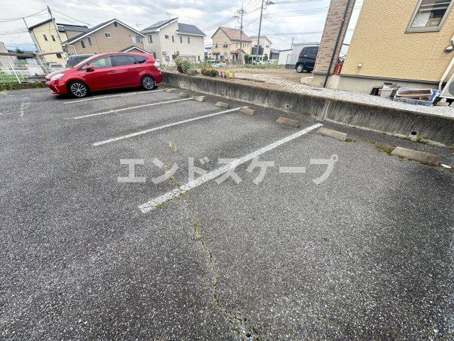 ディスカバリー　Ｓの駐車場|高崎、前橋のお部屋探しはエンドスケープまで！お客様の理想お聞かせ下さい♪