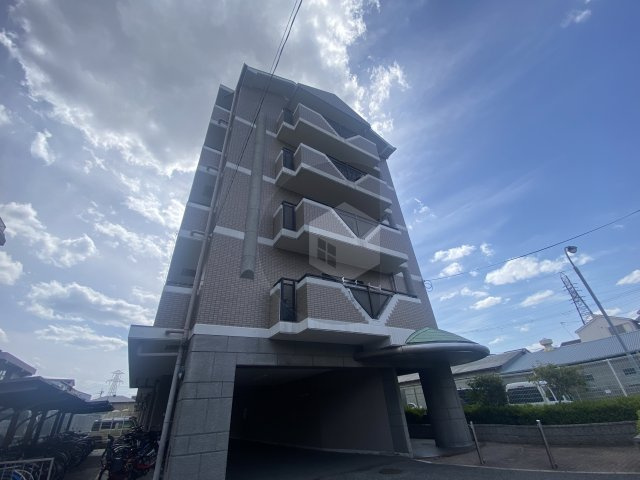 ロイヤルヴィラ東大阪の外観
