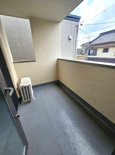 下中村４丁目貸家のバルコニー