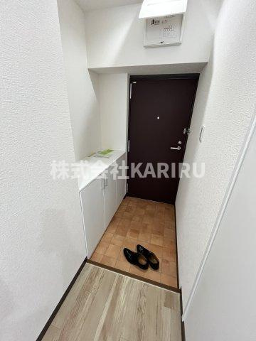 深江橋内外ハイツの玄関