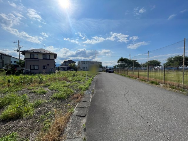 【建築条件付き売地】会津美里町字本郷道上の前面道路含む現地写真
