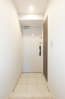 【玄関】 | ＲＪＲプレシア東十条ガーデン | ※写真は同タイプ住戸です。