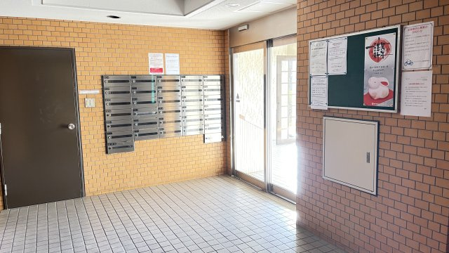 ニックアーバンハイム西船橋のエントランス