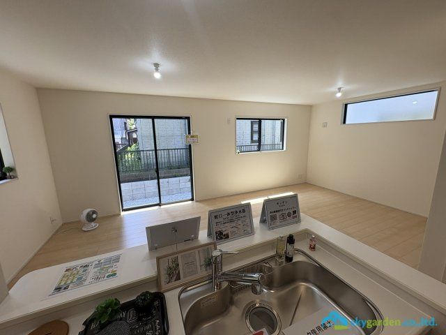 逗子市池子2丁目　新築戸建　全２棟2号棟のキッチン|きれいなキッチンです