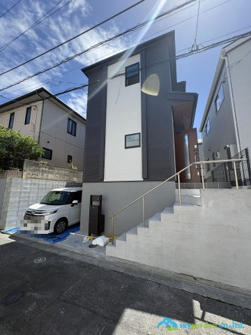 逗子市池子2丁目　新築戸建　全２棟2号棟の外観|外観もきれいです