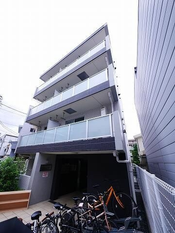 ブランシュエフの外観