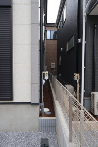 《仲介手数料無料》越谷市大沢1587-12新築一戸建てケイアイグレイスの外観