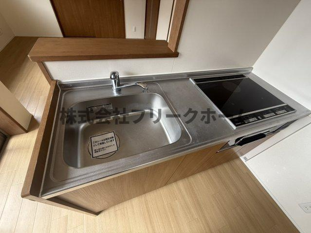 三鷹市井の頭３丁目のアパートのキッチン
