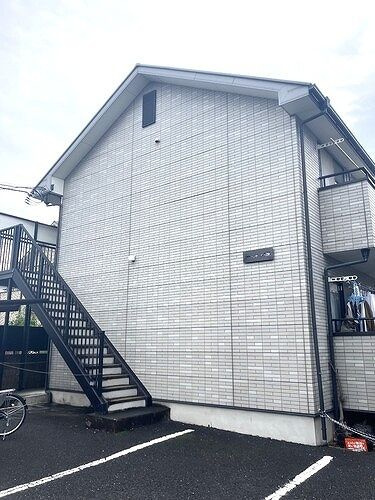 国分寺市東恋ヶ窪３丁目のアパート