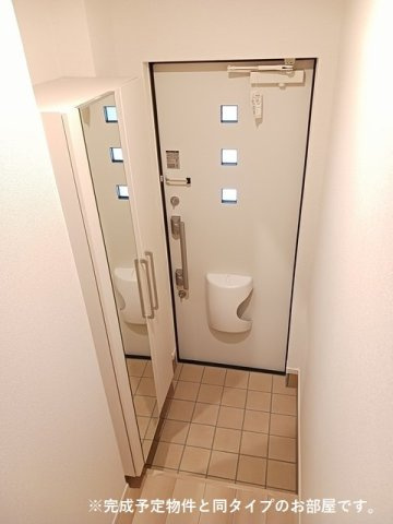 ミモザＡ　　 刈谷市近郊の賃貸はクラスホーム刈谷店の玄関|落ち着いた玄関です