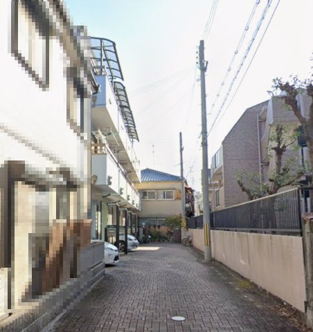 甲子園九番町の前面道路含む現地写真|南向き　陽当たり良好