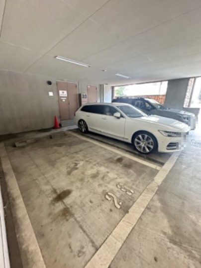 アーバネックス西長堀の駐車場