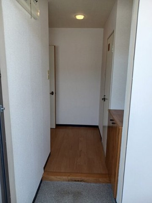 【玄関】 | ラフォーレ大治田１