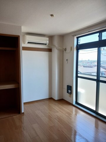 【居間・リビング】 | ヴィア・ラッテア