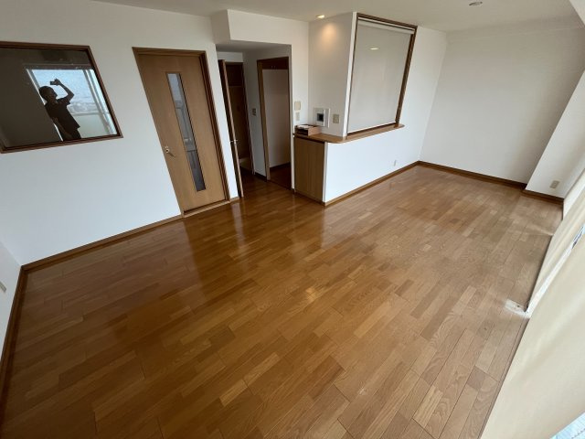 ジークレフ六甲の丘D棟の居間・リビング