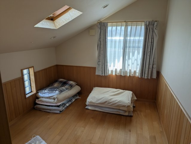 奥州市江刺中古住宅の洋室