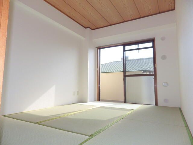 アビタシオン萩原の和室