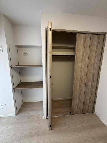 ライオンズマンション本郷の収納|専用の収納スペースです
