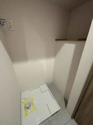 ライオンズマンション本郷の設備|洗濯機置場です