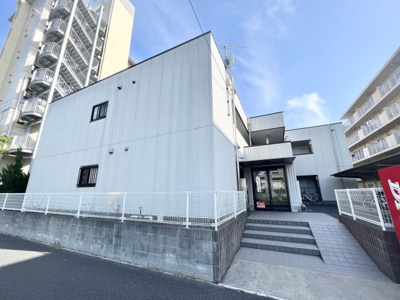 【エントランス】 | フラット