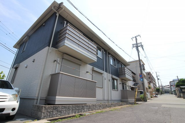 プランドール中道　Ａ棟の外観