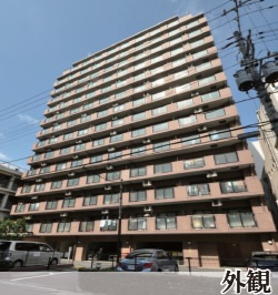 ライオンズマンション日暮里南公園の外観