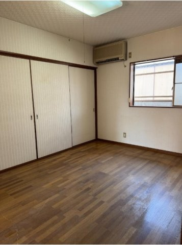 和歌山市延時の洋室