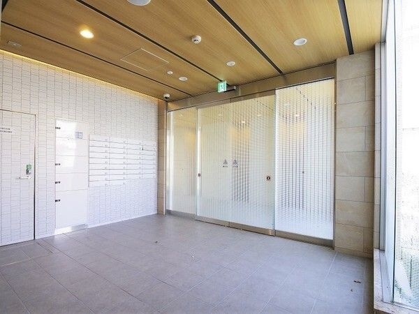 サンステージ金山のエントランス|落ち着いたエントランスです