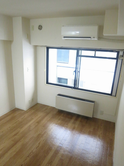 【寝室】元町アーバンライフ