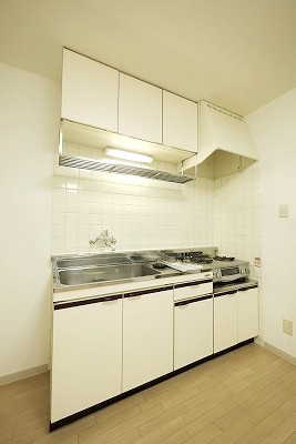アクセスワケのキッチン|※写真は別の部屋のものです。