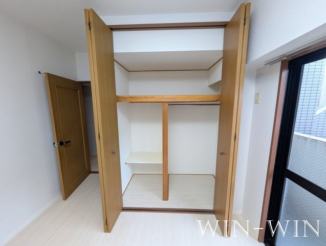パラマウントビレッジ東岩田　Aの収納