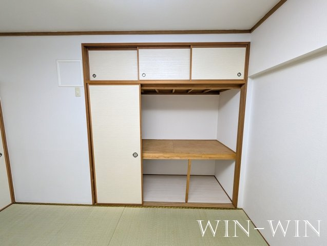 パラマウントビレッジ東岩田　Aの収納