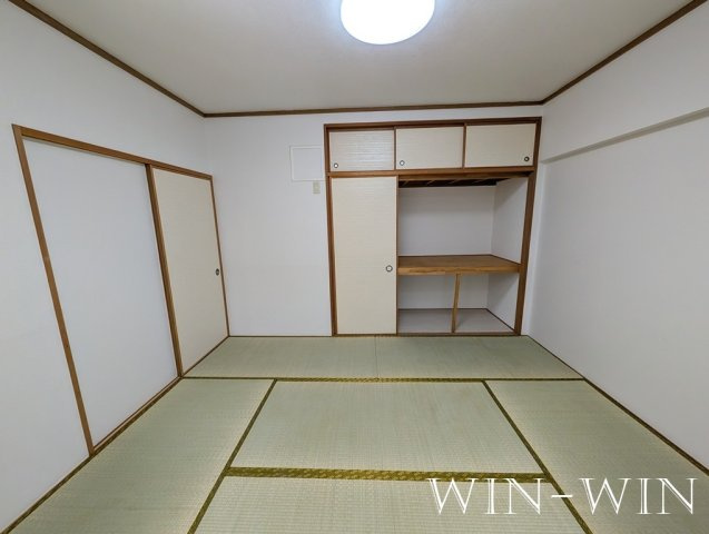 パラマウントビレッジ東岩田　Aの和室