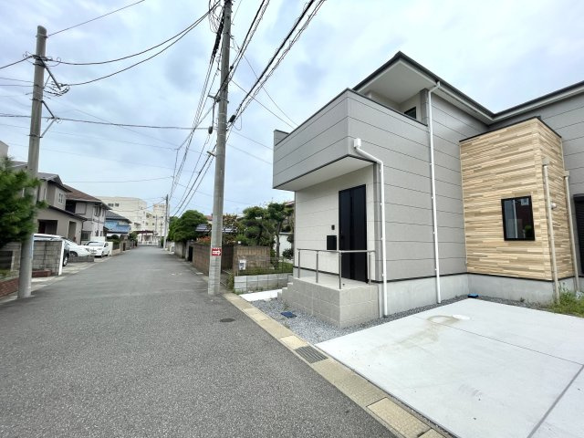 習志野市袖ケ浦５丁目１５期の前面道路含む現地写真
