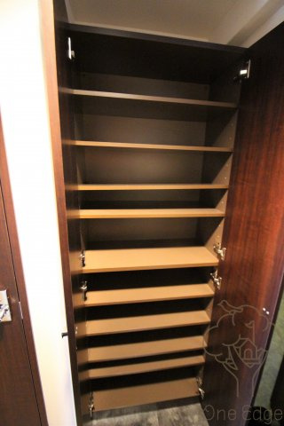 プレジオ福島の玄関