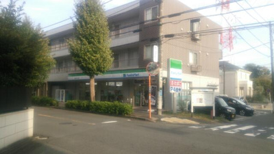 ファミリーマートまで150m